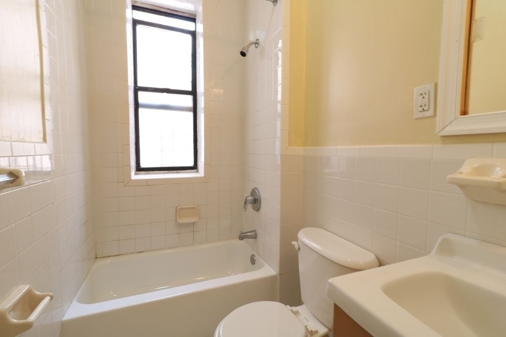 125 Wadsworth Ave - Photo 11