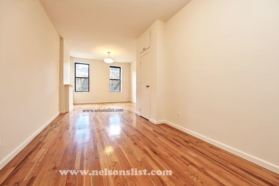 195 5th Avenue - Photo 2