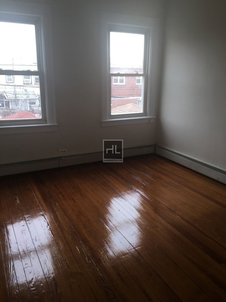 21-13 36 Street - Photo 5