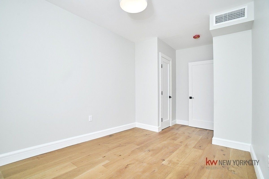 728 Fulton Street - Photo 10