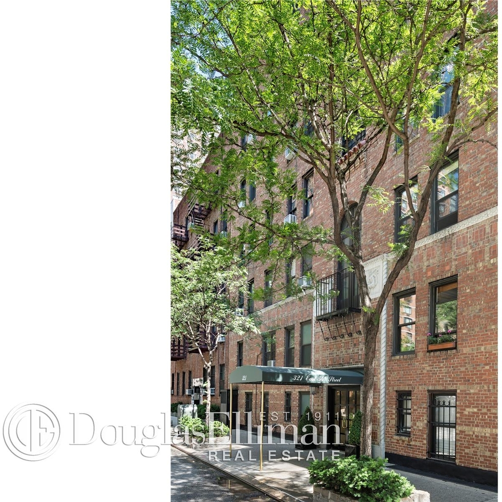 321 East 54th St - Photo 8