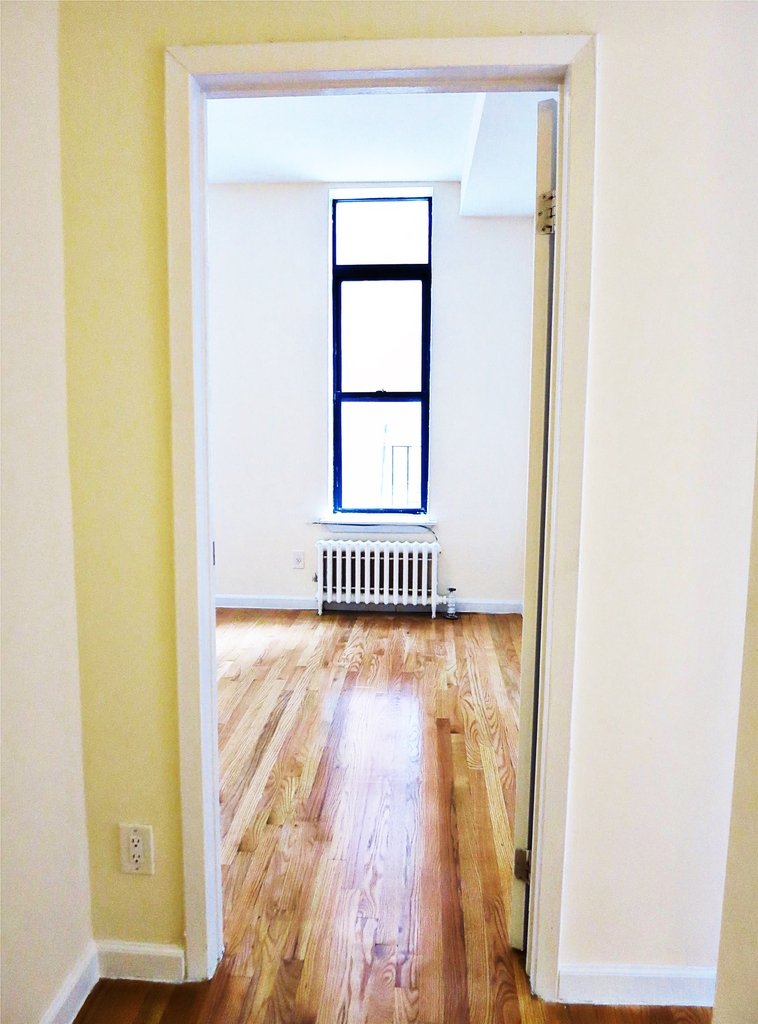 301 East 83rd Street - Photo 5