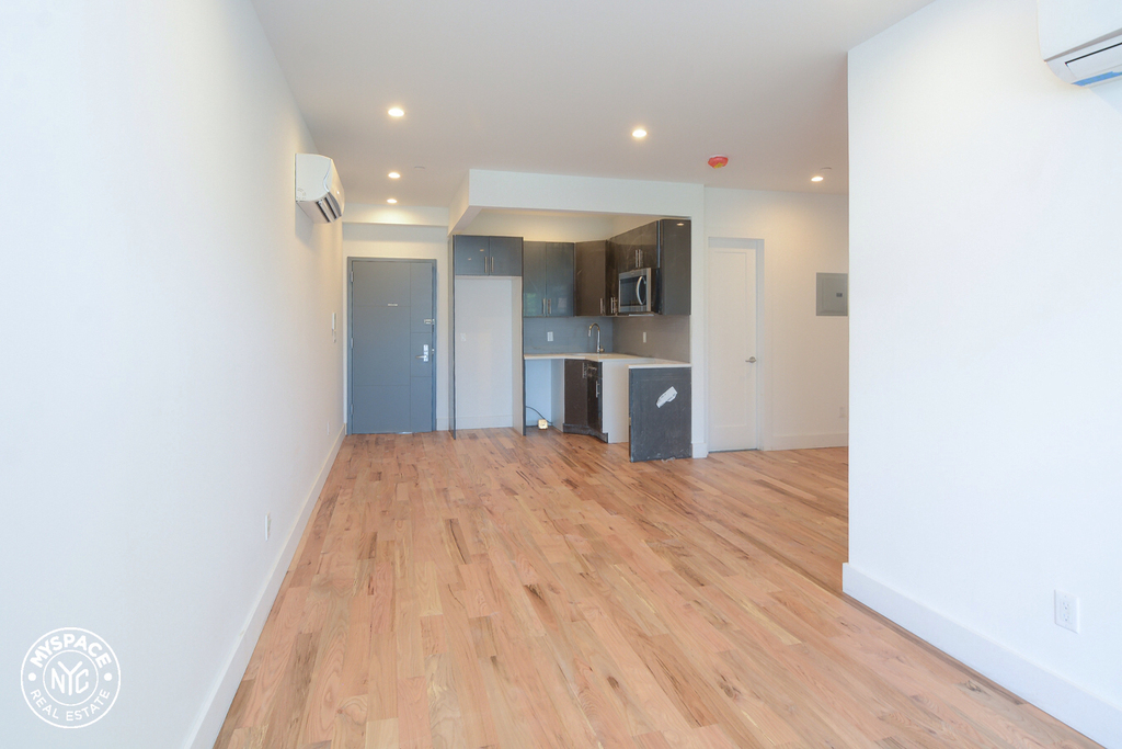 1471 Nostrand Ave  - Photo 3