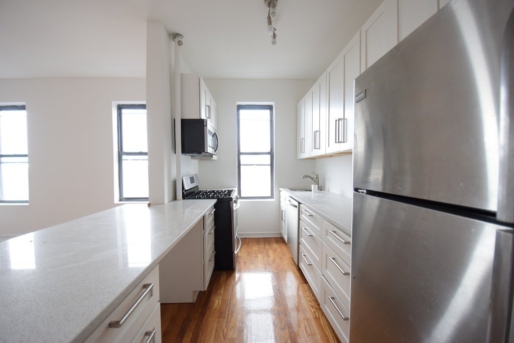 602 Ocean Parkway - Photo 1