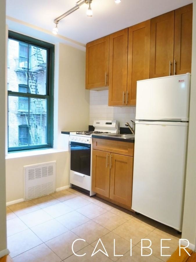 East 81st Street - Photo 1