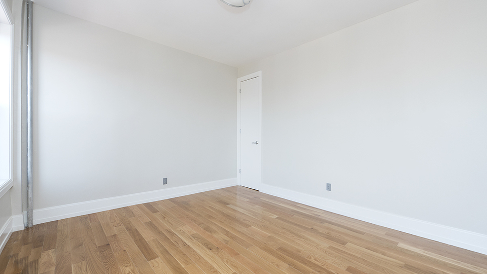 317 Lefferts Ave  - Photo 3