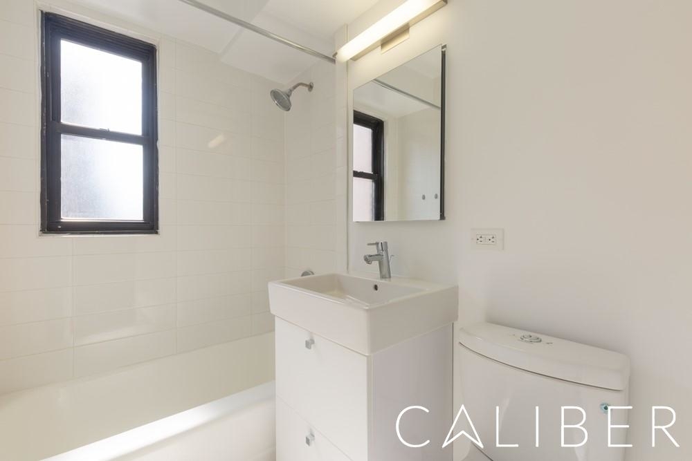 141 East 33rd Street - Photo 2