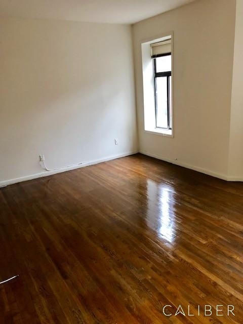 221 East 33rd Street - Photo 6