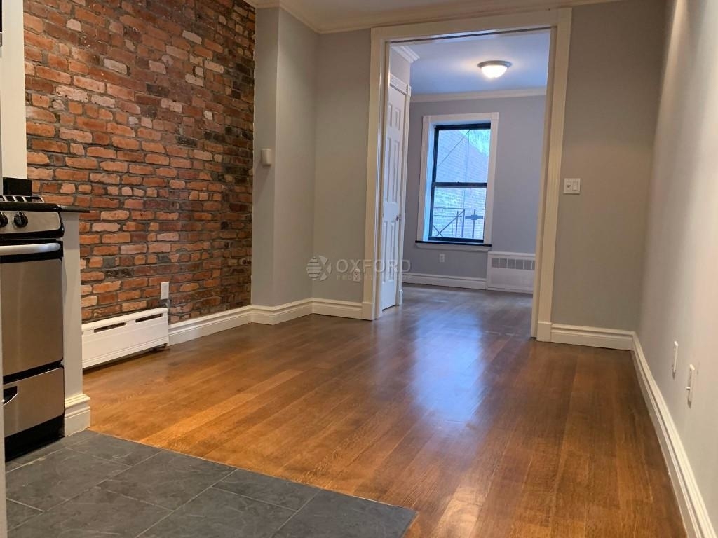 1373 1st Avenue - Photo 10