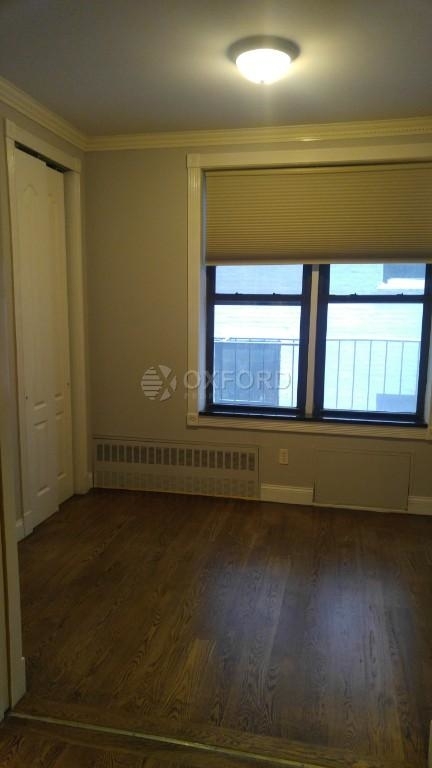 209 E 25th St. - Photo 2