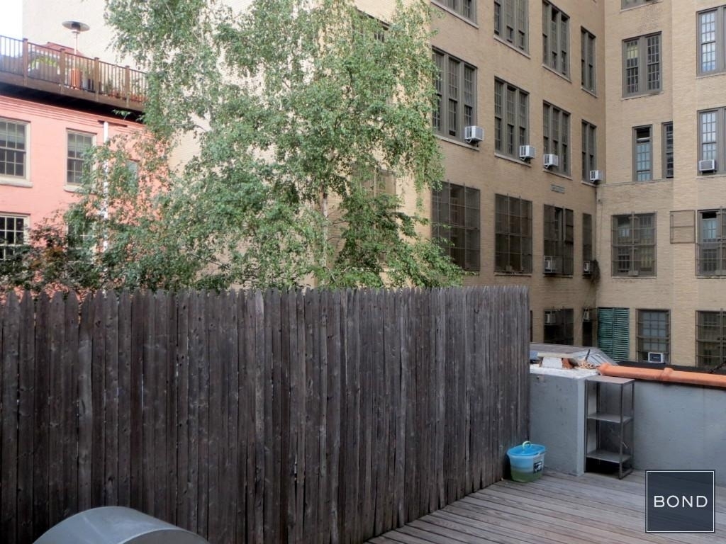 134 Ninth Avenue - Photo 2