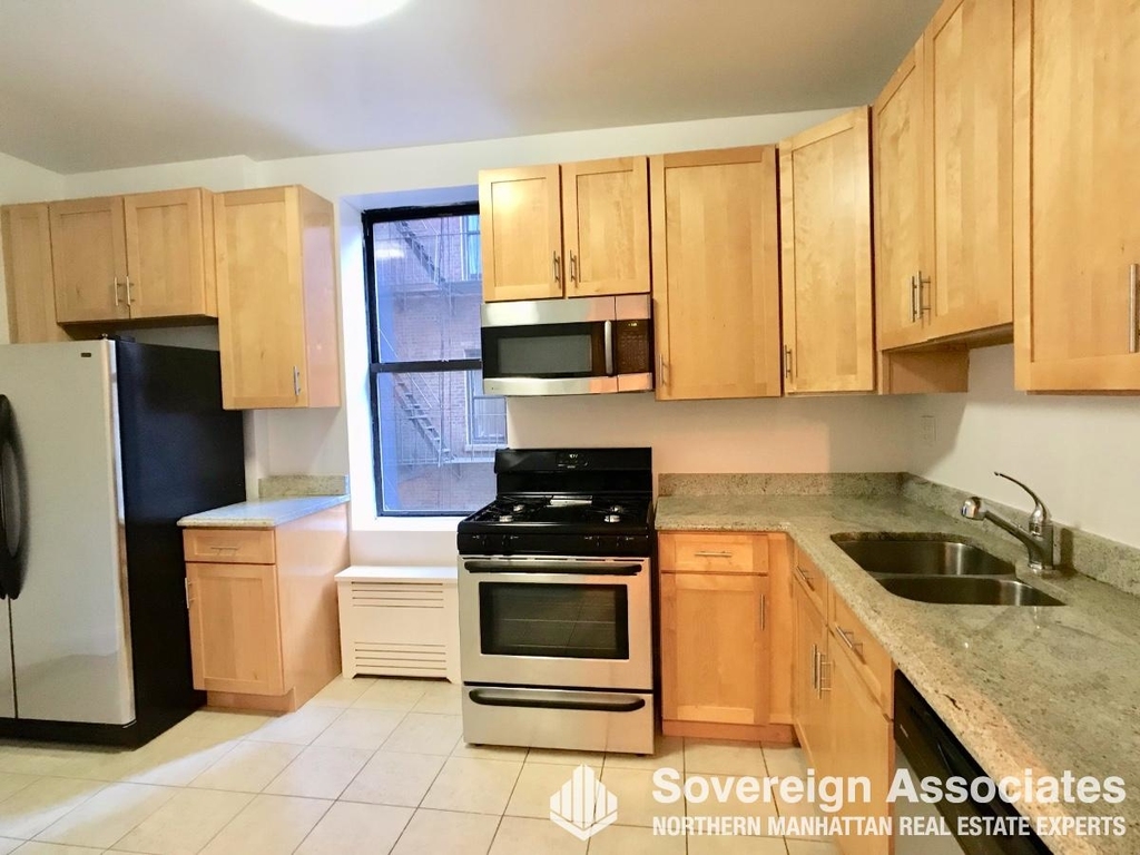 501 West 110th Street - Photo 3