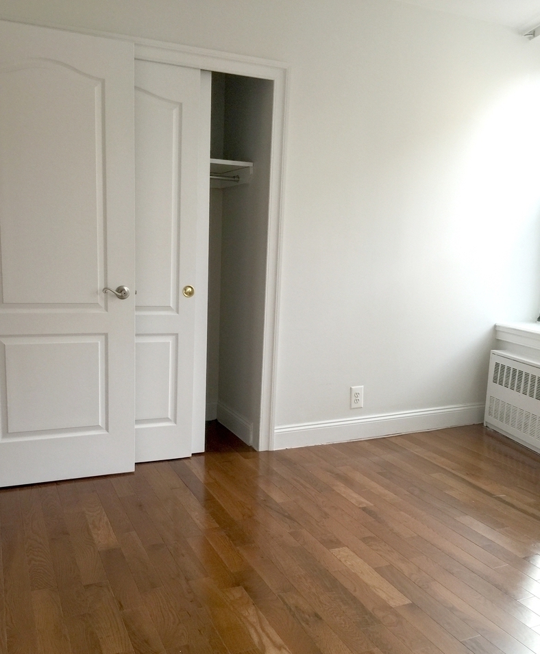 2211 Ditmas Ave - Photo 8