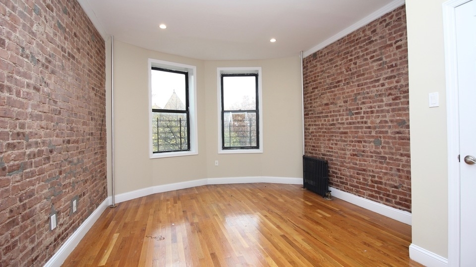 994 Bushwick Ave - Photo 2