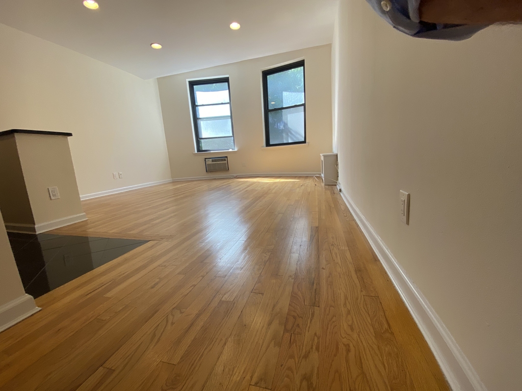 7 West 87 Street  - Photo 0