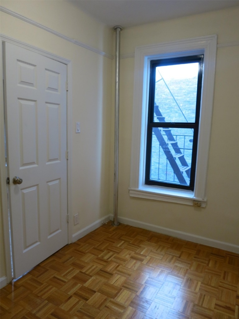 230 East 78th Street - Photo 5