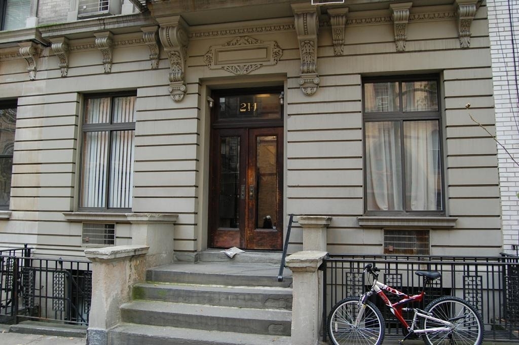  EAST 83 STREET - Photo 8