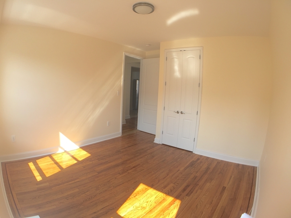 146 East 19th Street - Photo 2