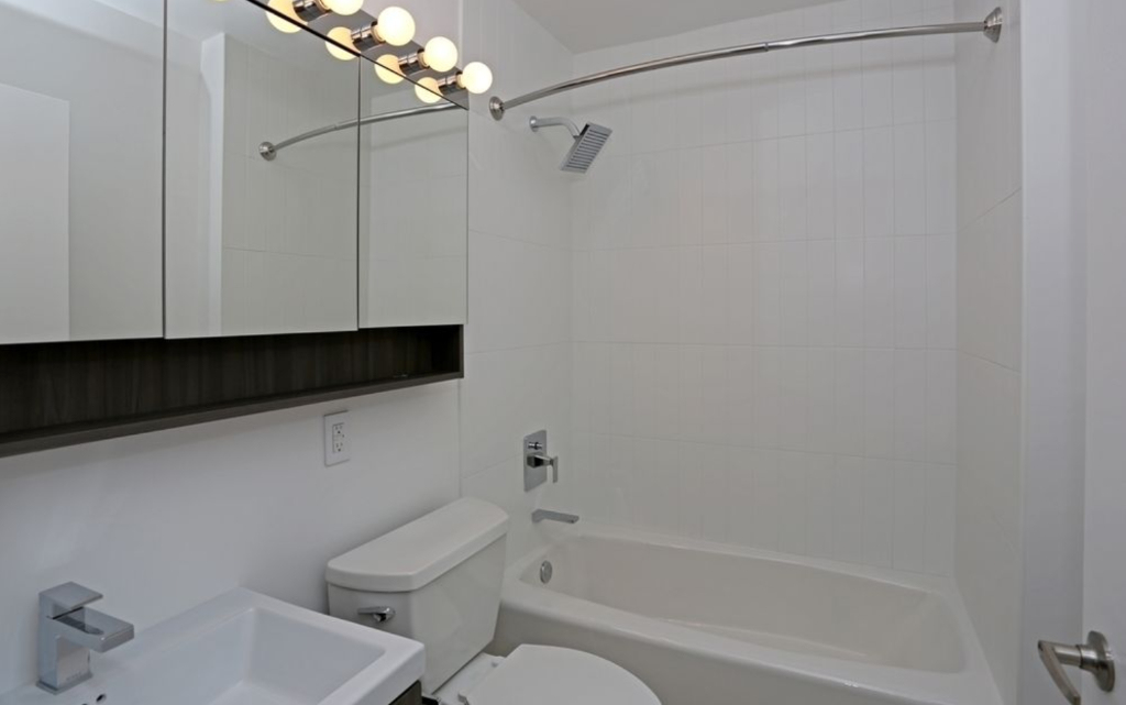 410 West 53rd Street - Photo 2