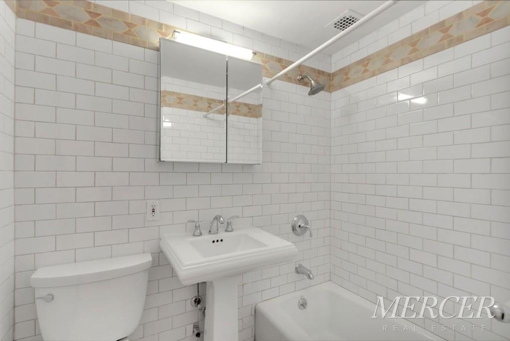 655 Second Avenue - Photo 4