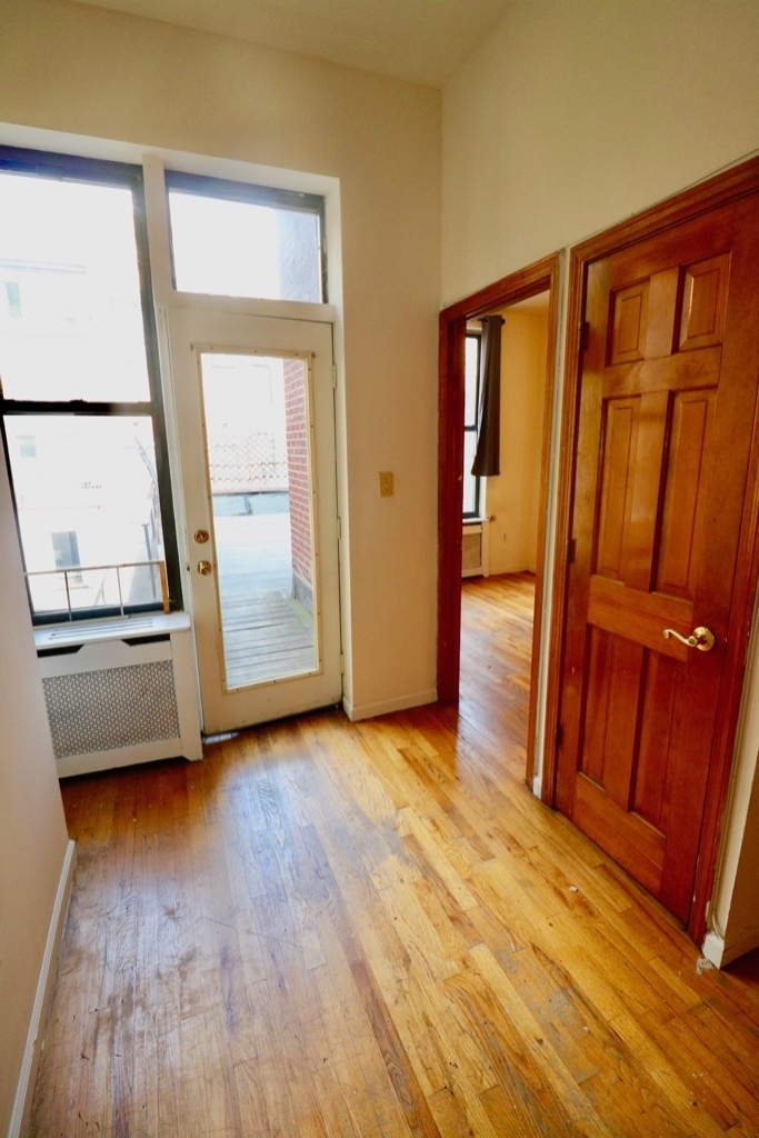 53 West 75th Street - Photo 3