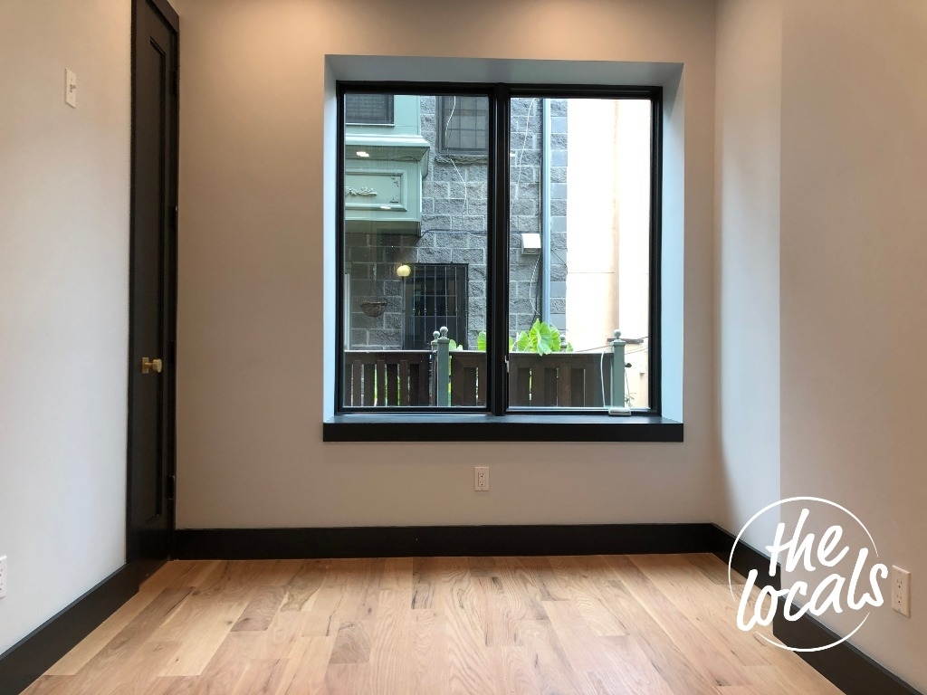 561 4th Avenue - Photo 10