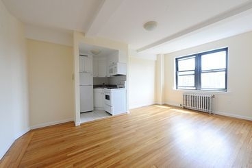 850 Amsterdam Avenue - Photo 1