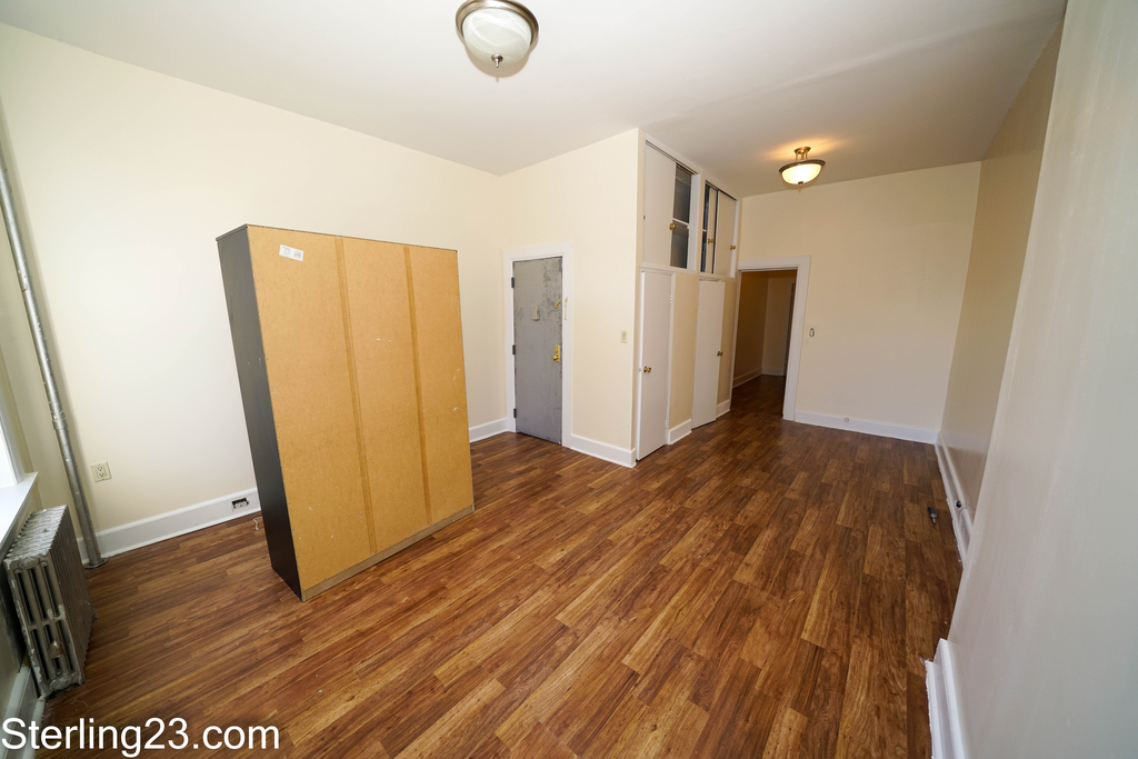 30-50 23rd Street - Photo 2