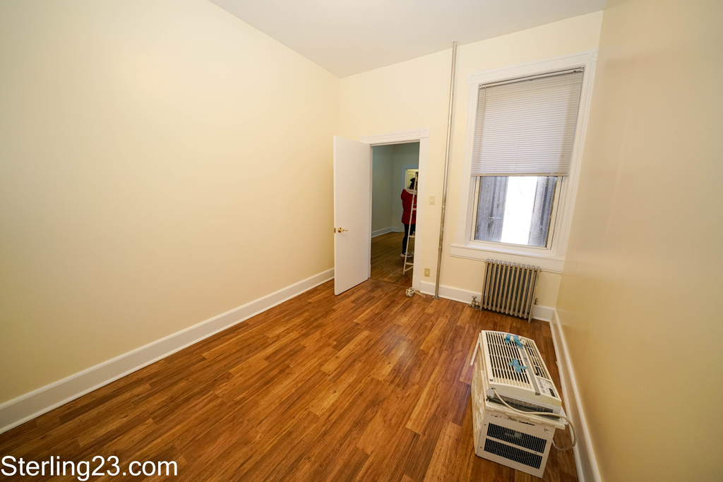 30-50 23rd Street - Photo 3