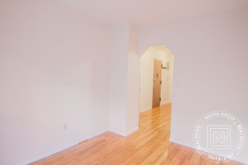 156 Allen St - 3 - Photo 2