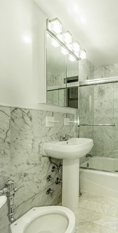 151 West 16th Street - Photo 4