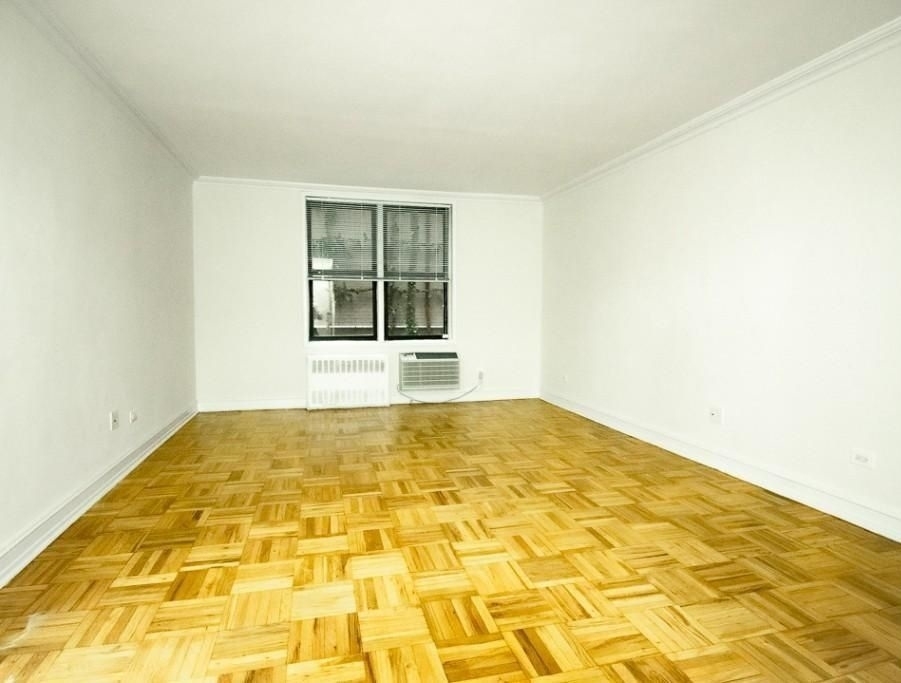 151 West 16th Street - Photo 3