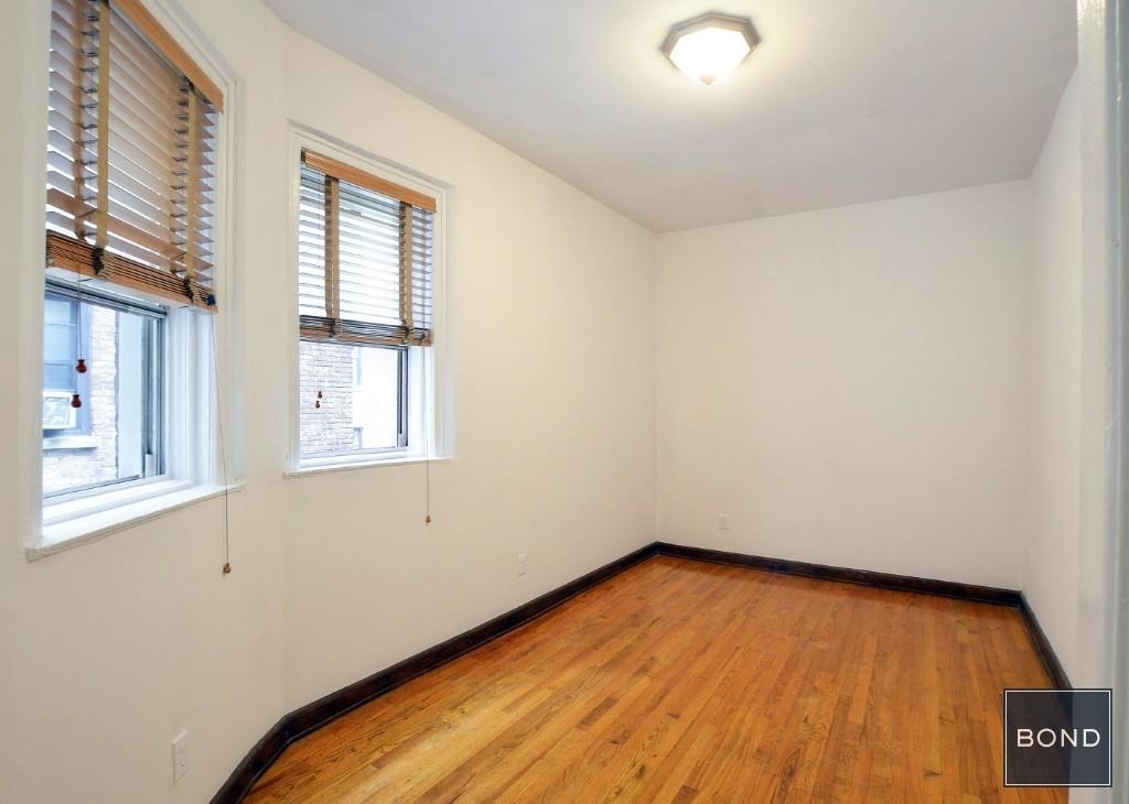 304 West 107 Street - Photo 4