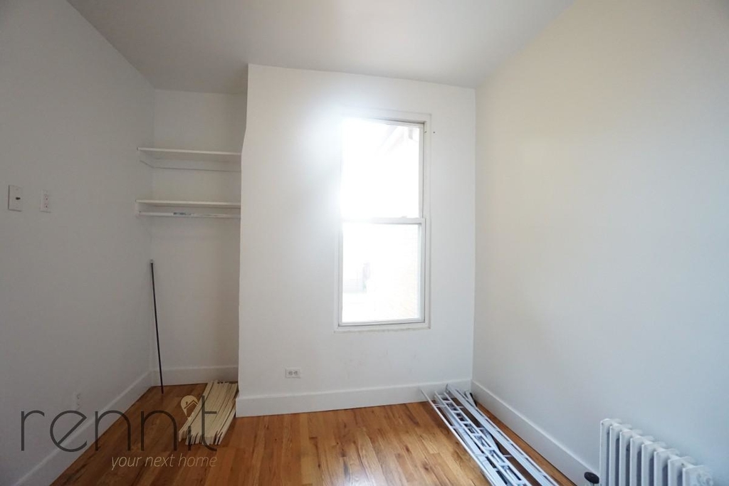 887 Myrtle Avenue - Photo 16