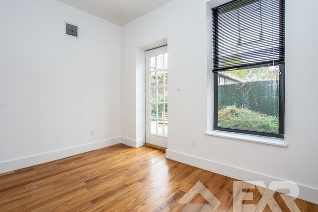 867 Knickerbocker Avenue - Photo 6