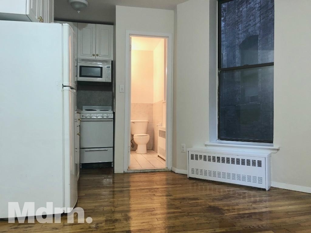 951 Amsterdam Avenue - Photo 1