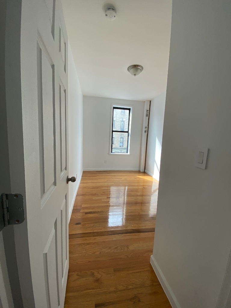 569 West 171st Street - Photo 4