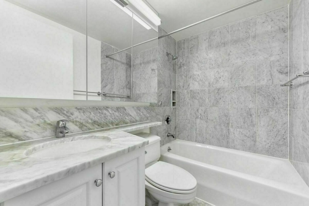 235 west 56th street  - Photo 4