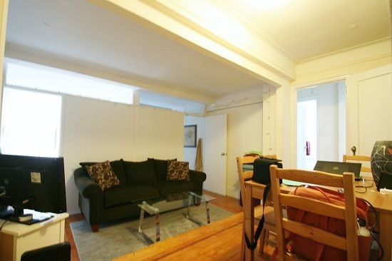 310 East 55th Street - Photo 1