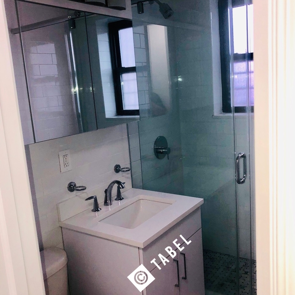 145 East 16th Street - Photo 5