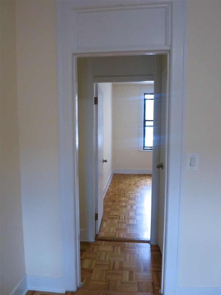 501 East 78th Street - Photo 4