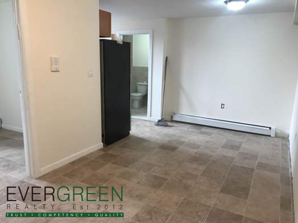 1479 east 34th - Photo 2