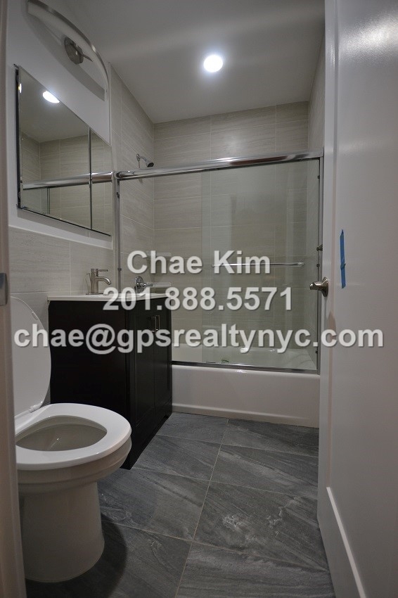 170 Delancey Street - Photo 4