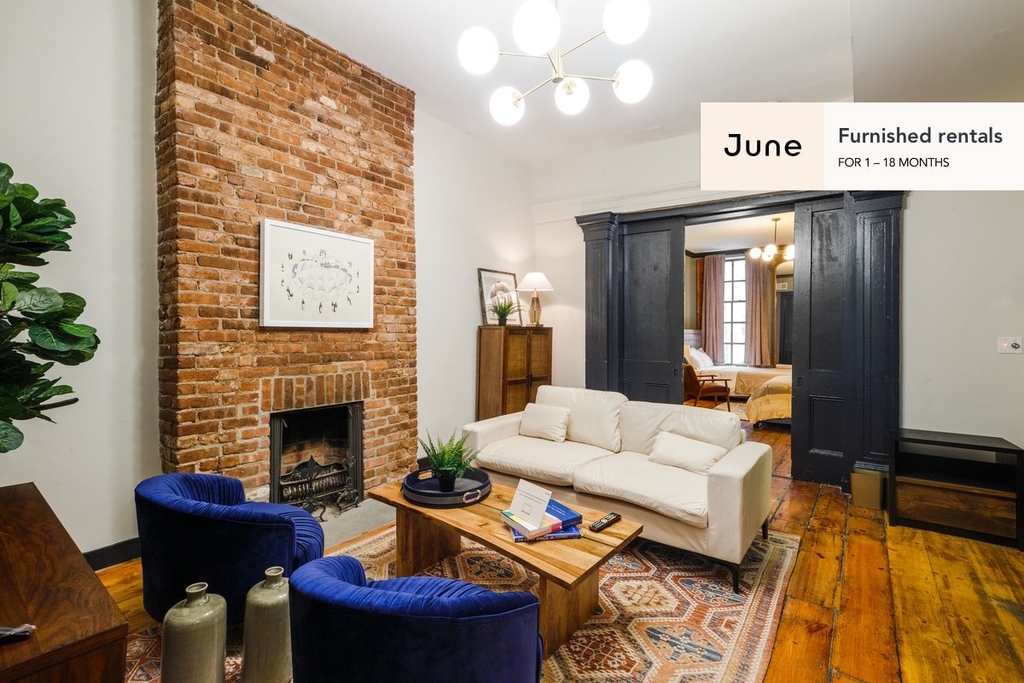 354 West 11th Street - Photo 2