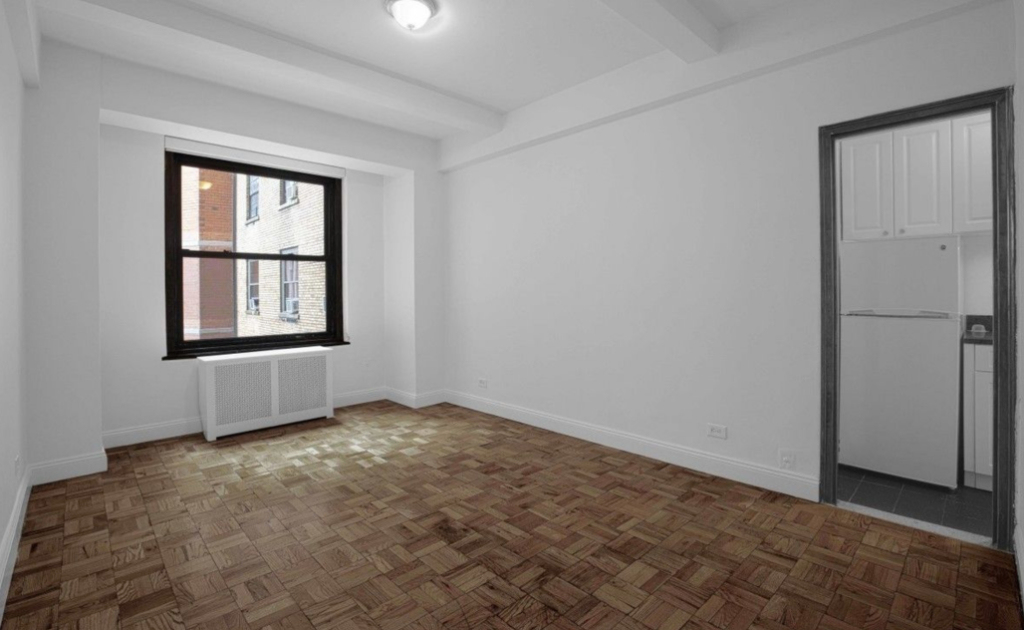 160 West 71st Street - Photo 1