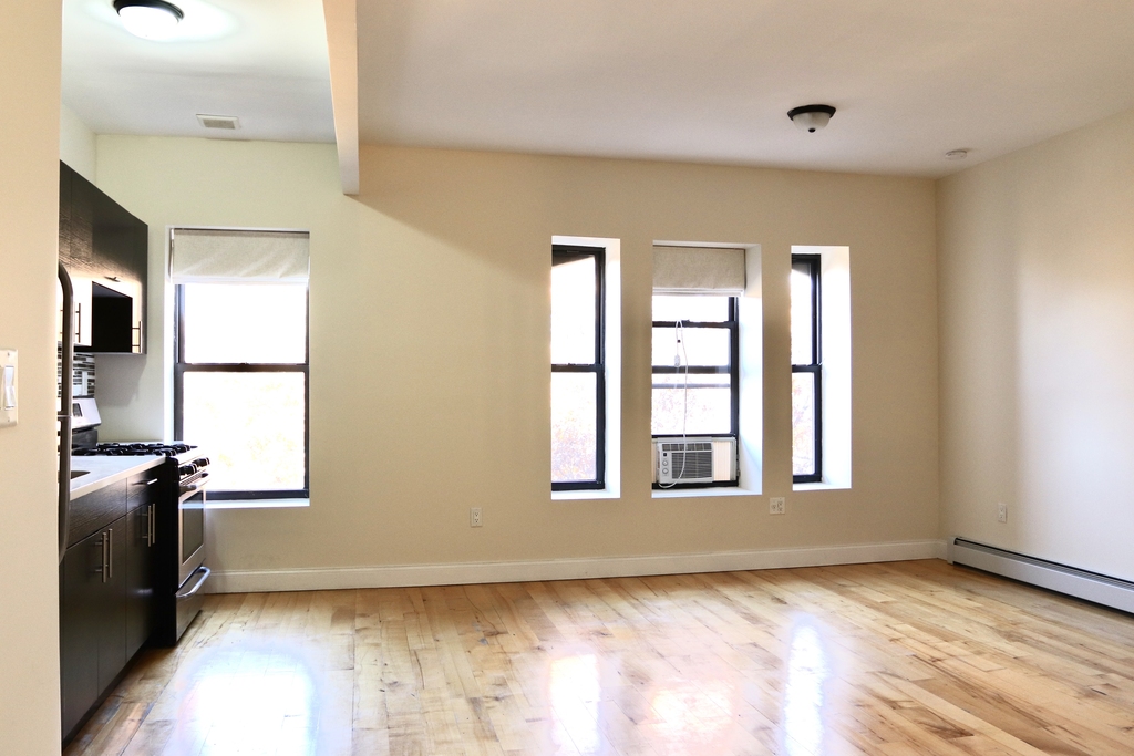 688 Greene Ave - Photo 1