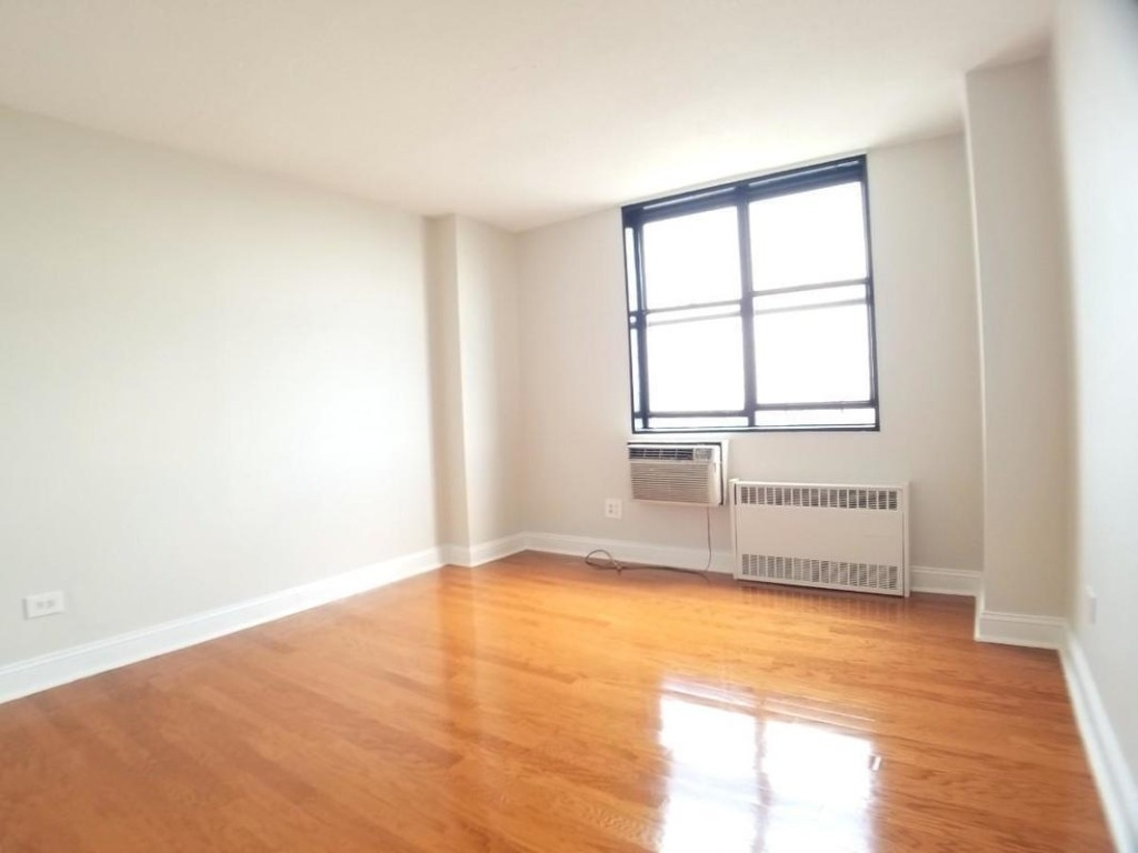 3333 Broadway - Photo 5