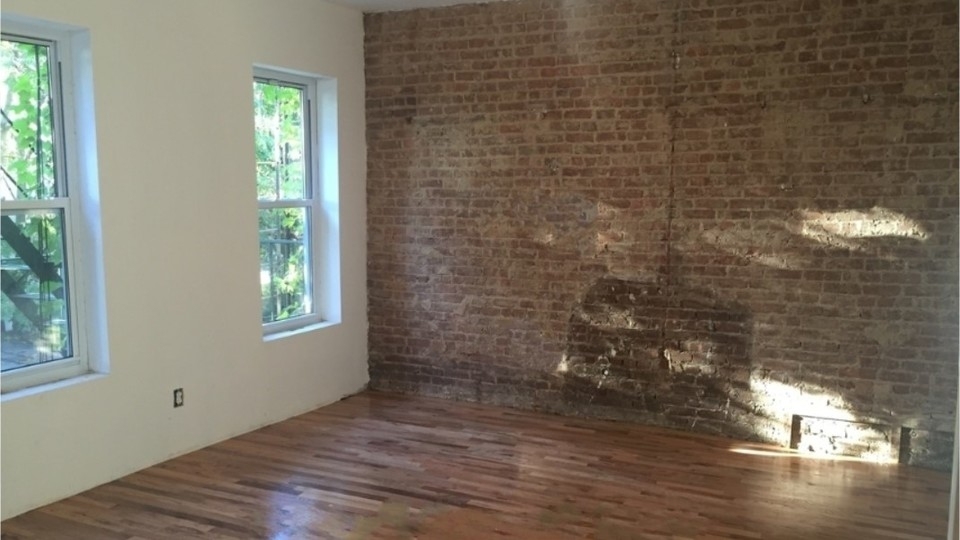 2310 Bedford Ave - Photo 3