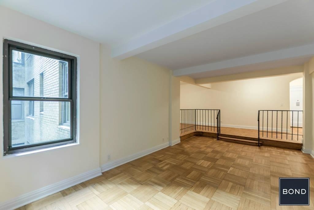 East 56th Street - Photo 2