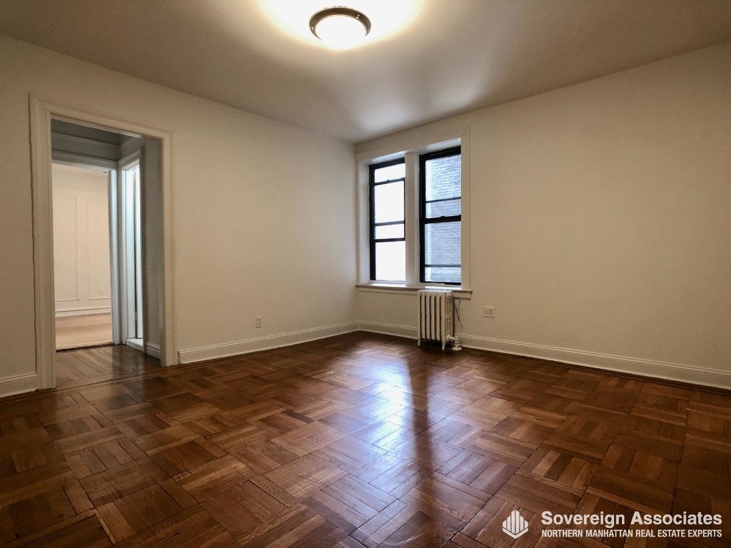 282 Cabrini Boulevard - Photo 2